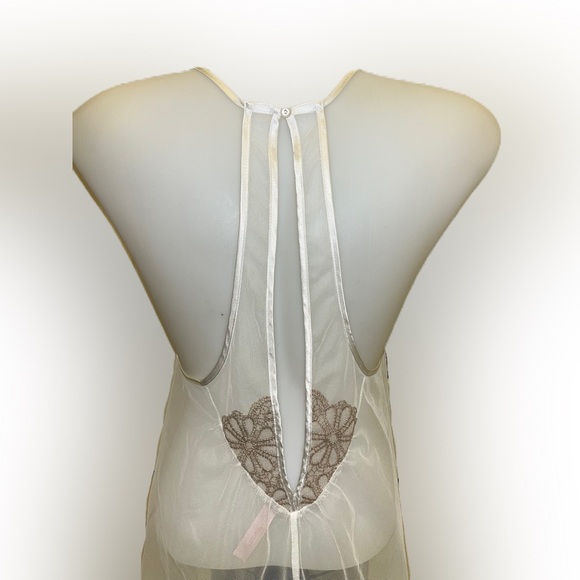 Victorias Secret Lingerie S/P - Picture 5 of 13